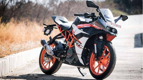 KTM ने पेश की न्यू जनरेशन RC 390 सुपरस्पोर्ट बाइक, सामने आए कई नए फीचर्स KTM ने पेश की न्यू जनरेशन RC 390 सुपरस्पोर्ट बाइक, सामने आए कई नए फीचर्स