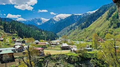 अनुच्छेद 370 हटने के बाद केवल 34 बाहरी लोगों ने खरीदी जम्मू-कश्मीर में जमीन- गृह मंत्रालय अनुच्छेद 370 हटने के बाद केवल 34 बाहरी लोगों ने खरीदी जम्मू-कश्मीर में जमीन- गृह मंत्रालय
