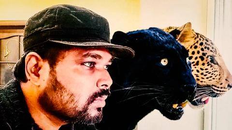 भारतीय डॉक्टर ने अपने पालतू जगुआर और तेंदुए के बिना यूक्रेन छोड़ने से किया इनकार भारतीय डॉक्टर ने अपने पालतू जगुआर और तेंदुए के बिना यूक्रेन छोड़ने से किया इनकार