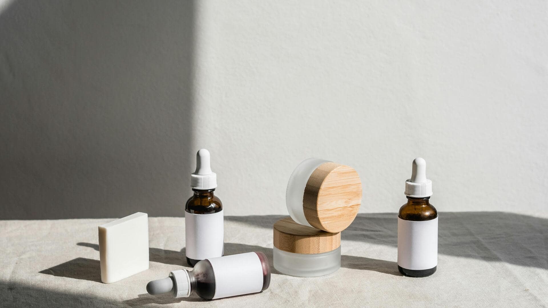 त्वचा की देखभाल के लिए ऑर्गेनिक उत्पाद इस्तेमाल करते हैं तो इन भ्रमों से रहें दूर