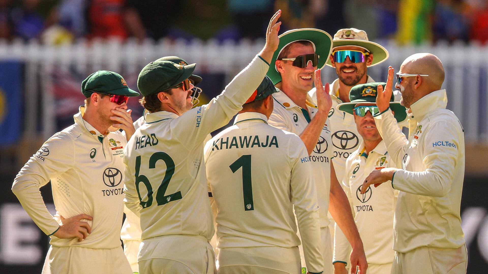 पर्थ टेस्ट: ऑस्ट्रेलिया की कुल बढ़त 300 रन की हुई, तीसरे दिन पाकिस्तान ने किया निराश
