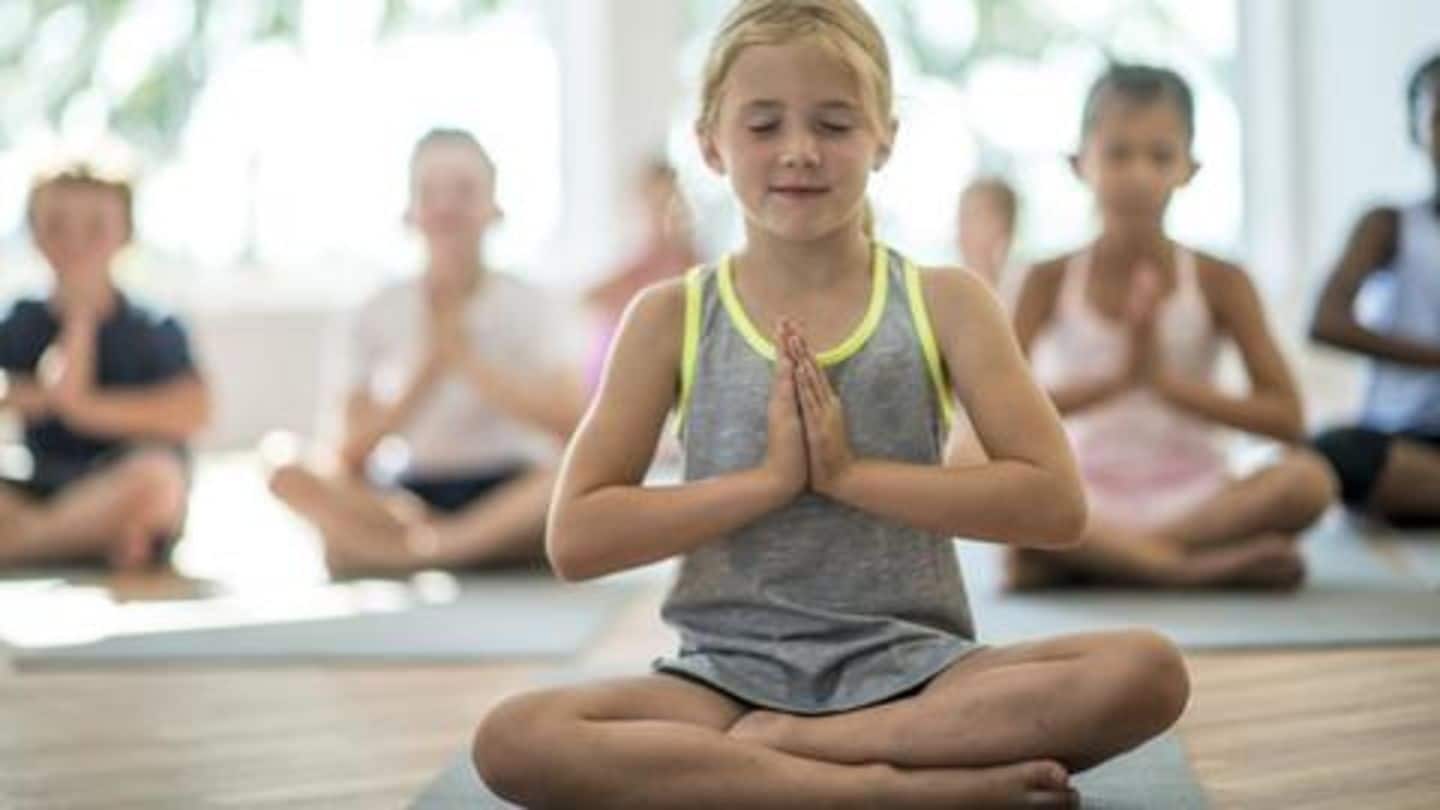तनाव से ग्रस्त बच्चों को नियमित रूप से करवाएं ये योगासन, देखें वीडियो