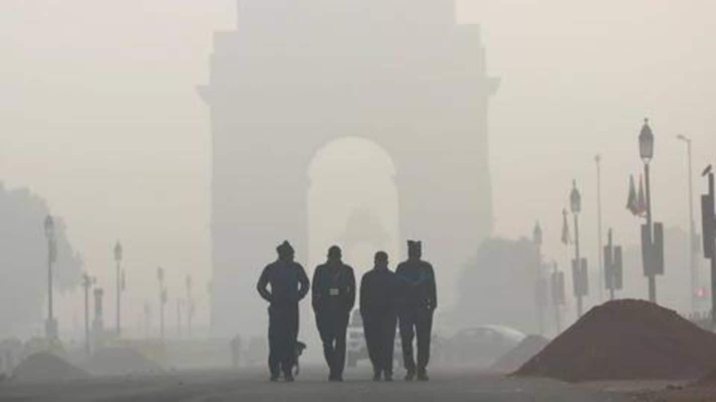 सांस लेने लायक नहीं रही दिल्ली की हवा, बार में बिक रही ऑक्सीजन