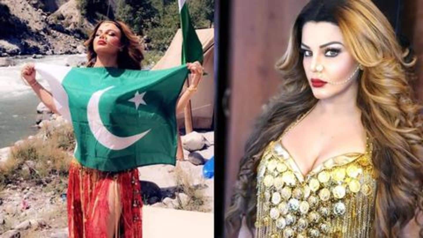 पाकिस्तानी झंडे के साथ राखी ने पोस्ट की तस्वीर, ट्रोल हुईं तो दी सफाई