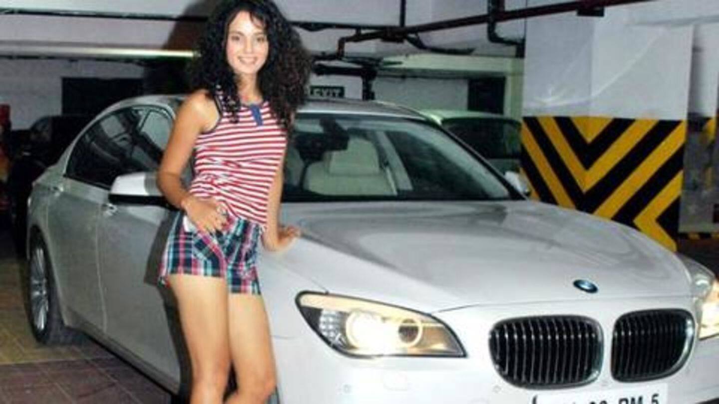 21 साल की उम्र में कंगना ने खरीदी थी पहली कार 21 साल की उम्र में कंगना ने खरीदी थी पहली कार