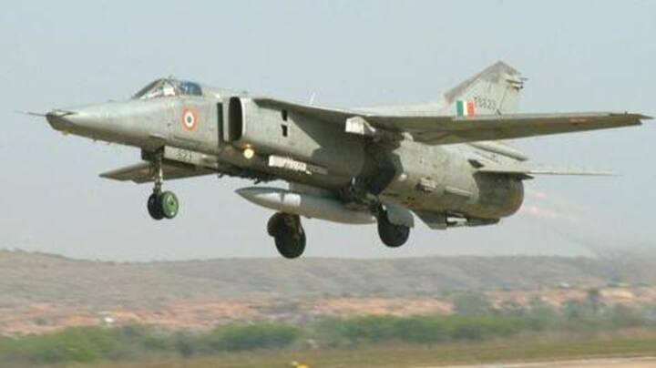 राजस्थान में मिग-27 लड़ाकू विमान दुर्घटनाग्रस्त, पायलट सुरक्षित बाहर निकलने में कामयाब