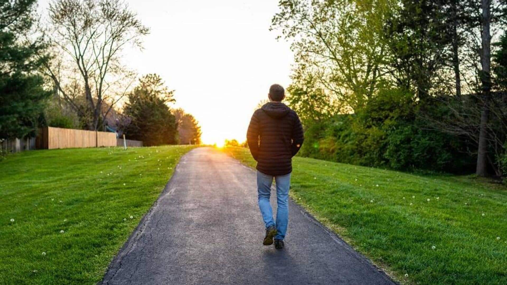 मानसिक स्वास्थ्य के लिए फायदेमंद हो सकता है घूमना, जानिए कैसे