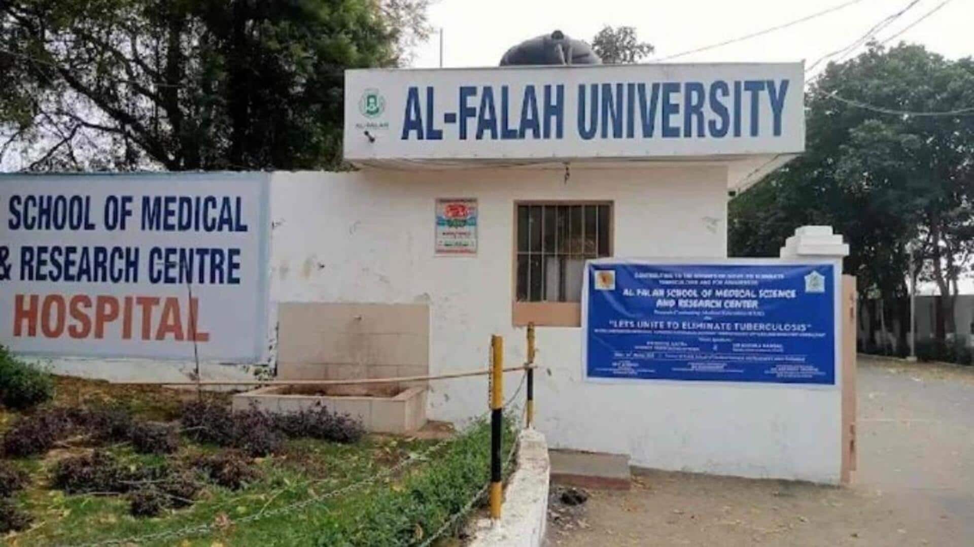 दिल्ली पुलिस ने अल-फलाह विश्वविद्यालय के चेयरमैन को 2 समन जारी किए, पूछताछ के लिए बुलाया