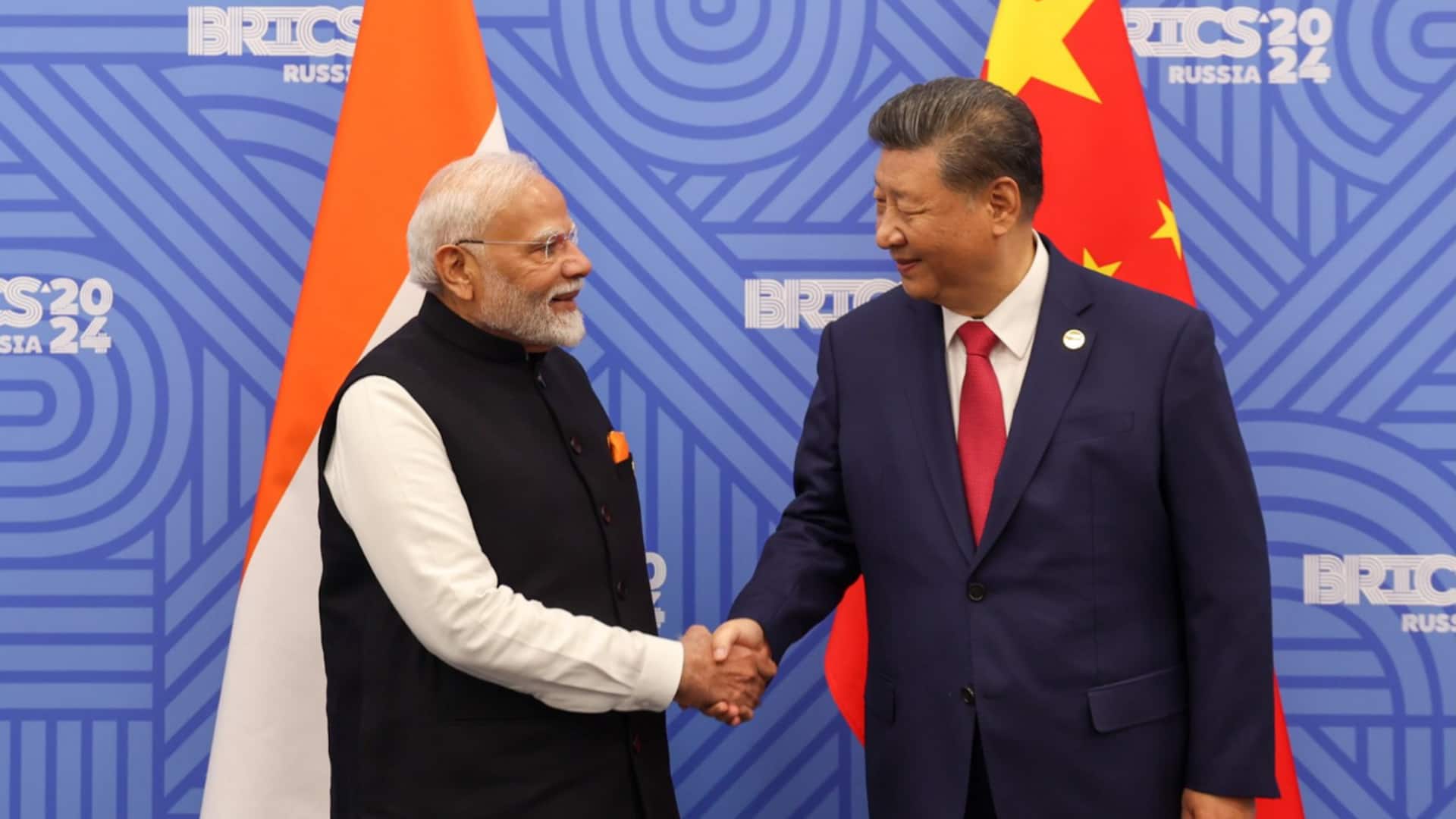 #NewsBytesExplainer: भारत-चीन के बीच सीधी उड़ान, प्रधानमंत्री मोदी का दौरा; करीब आ रहे हैं दोनों देश?