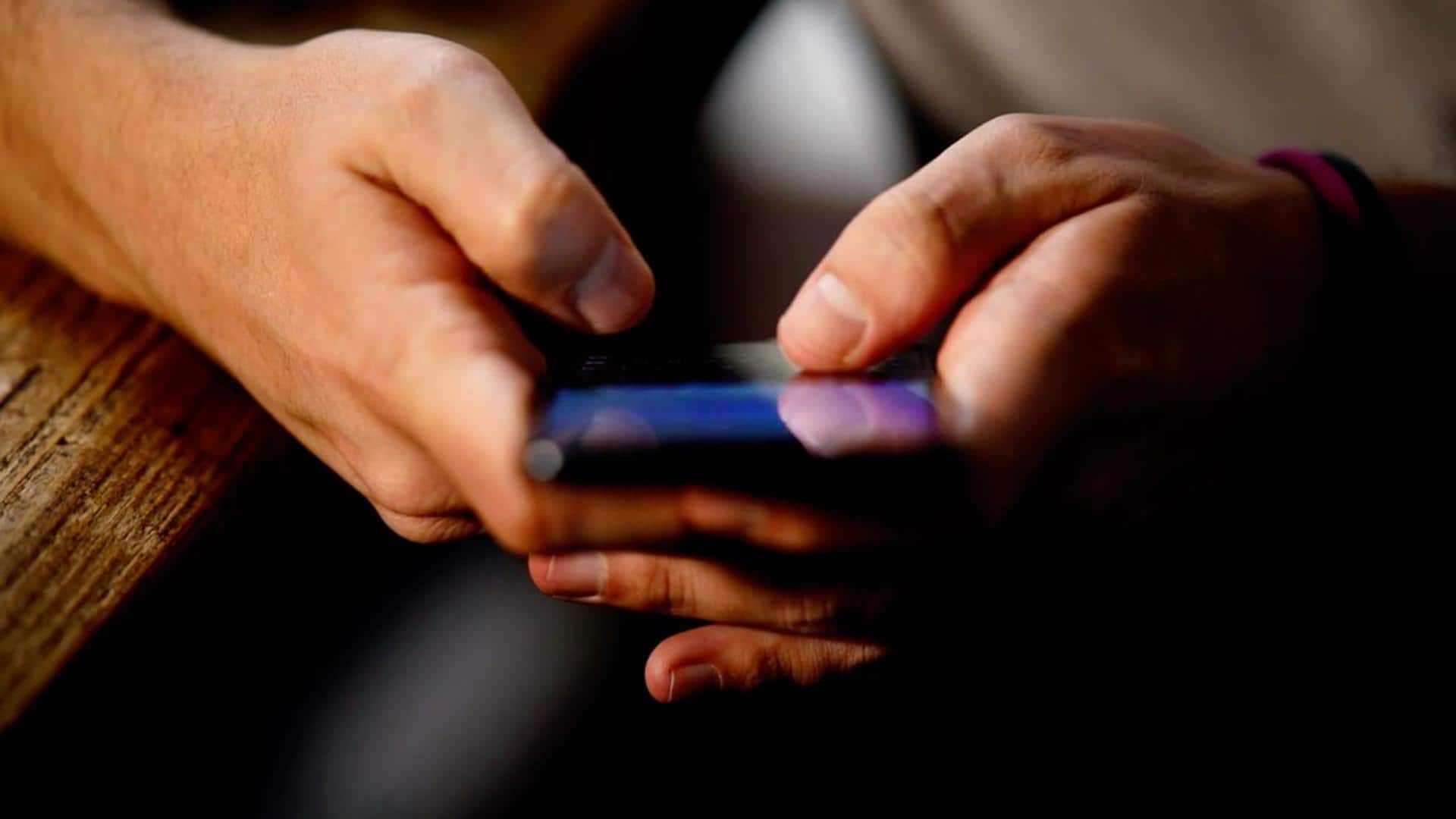 तेजी से बढ़ रही लोन पर स्मार्टफोन खरीद पैसा न चुकाने वाले डिफॉल्टरों की संख्या