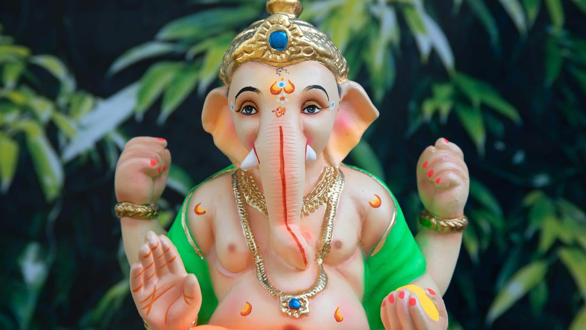 गणेश चतुर्थी: मिट्टी से गणेश प्रतिमा बनाने जा रहे हैं तो इन बातों का रखें ध्यान