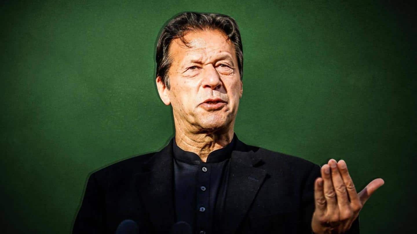 पाकिस्तान में इमरान खान सरकार पर क्यों छाए हुए हैं संकट के बादल?