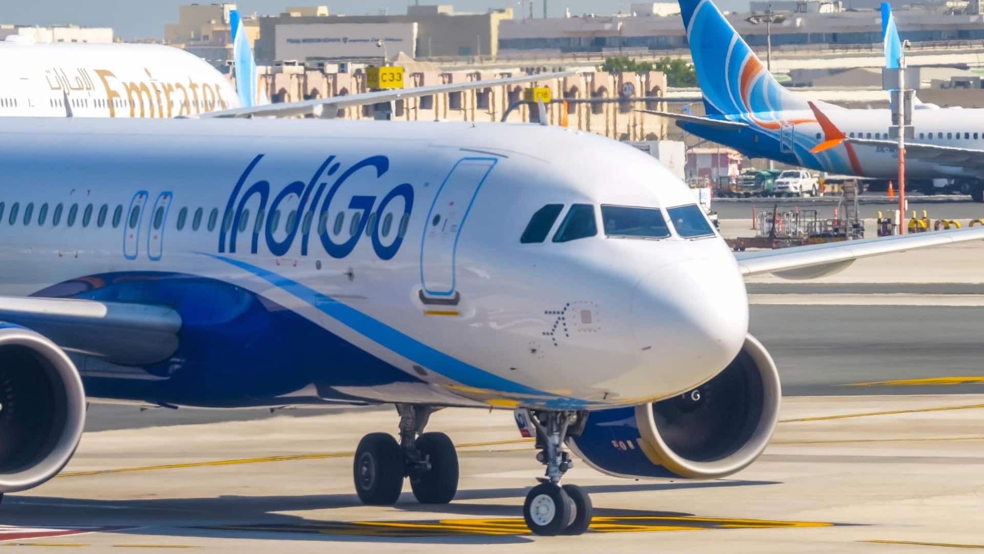 सिन्दूर, तिलक, मंगलसूत्र विवाद: इंडिगो ने प्रतिबंध लगाने के आरोपों का किया खंड़न