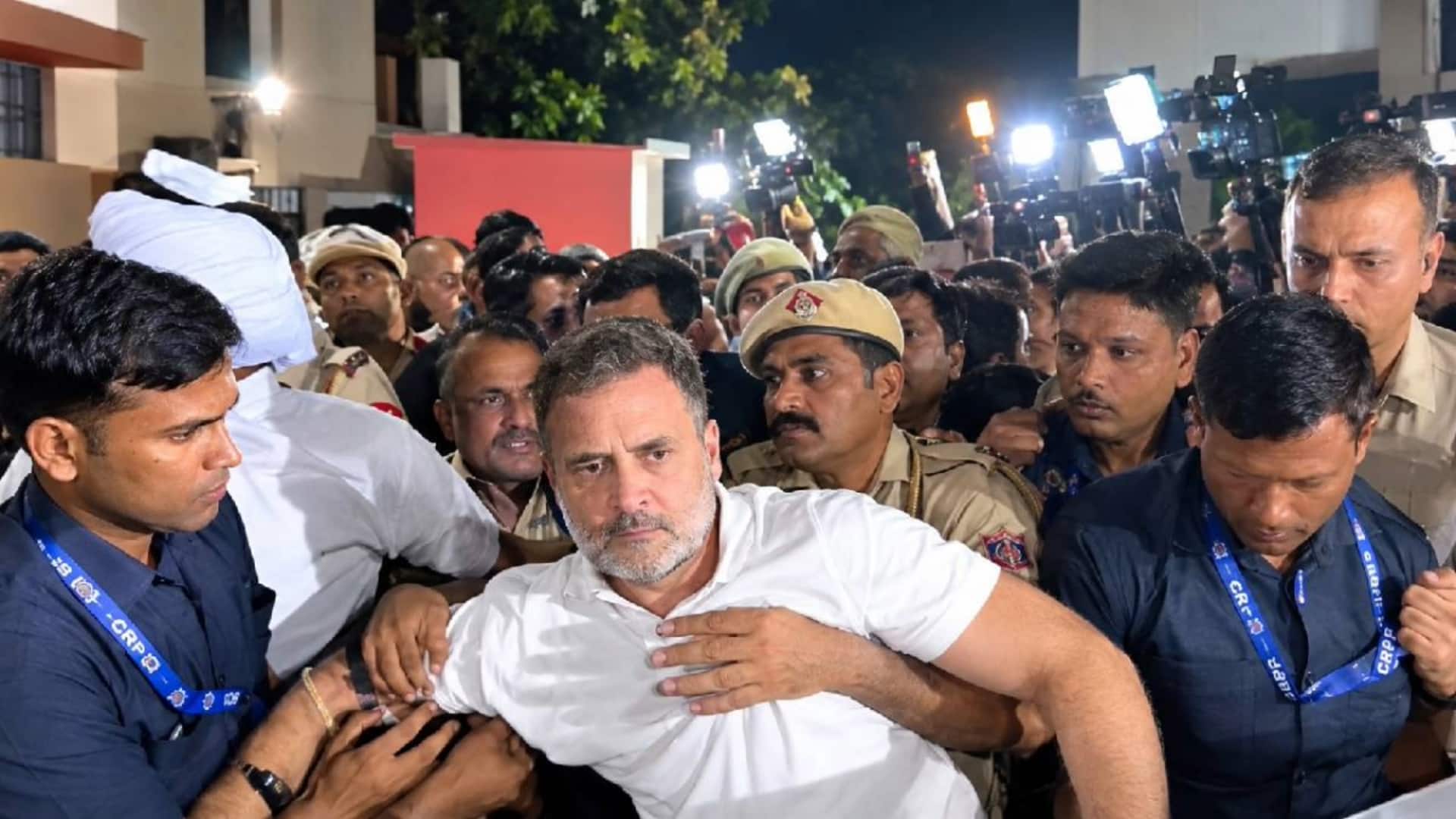 राहुल गांधी जंतर-मंतर पर धरना देने जा रहे, बोले- ज्ञानेश कुमार को इस्तीफा देना होगा