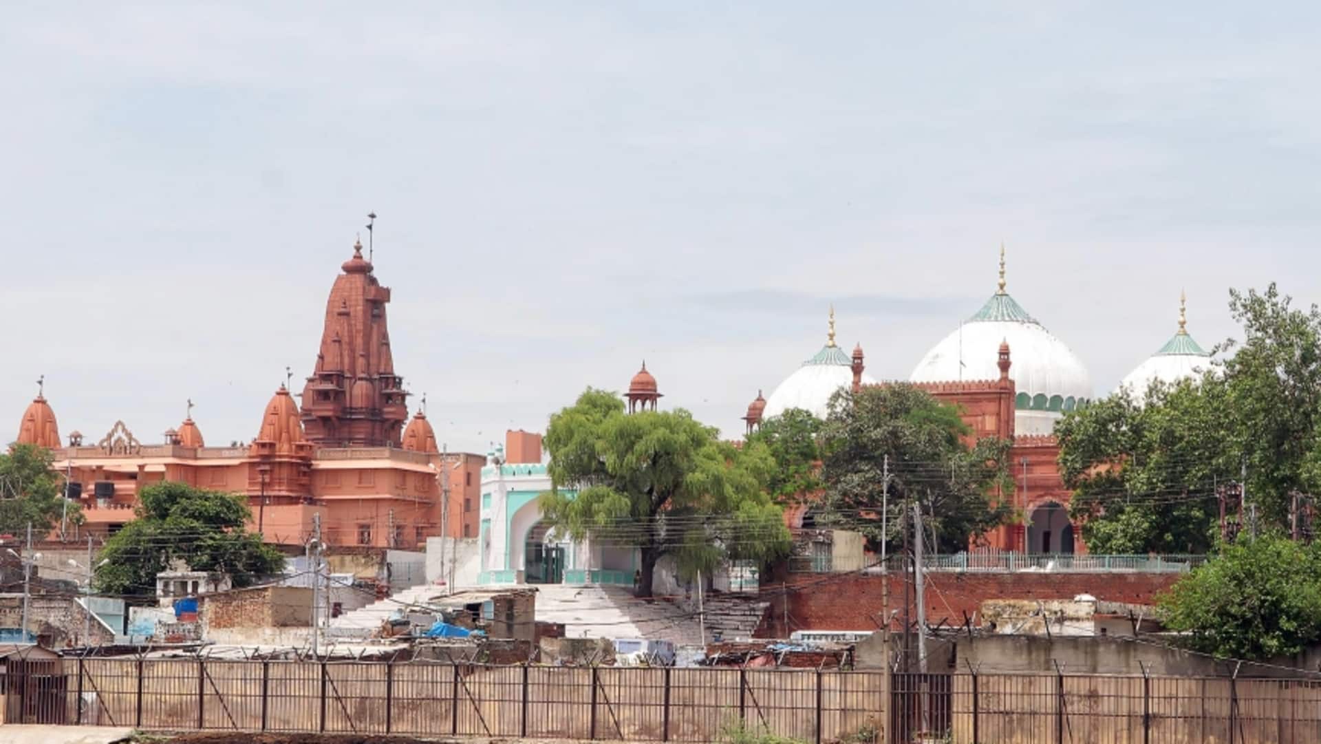 श्रीकृष्ण जन्मभूमि मामला: इलाहाबाद हाई कोर्ट का शाही ईदगाह को विवादित ढांचा घोषित करने से इनकार श्रीकृष्ण जन्मभूमि मामला: इलाहाबाद हाई कोर्ट का शाही ईदगाह को विवादित ढांचा घोषित करने से इनकार