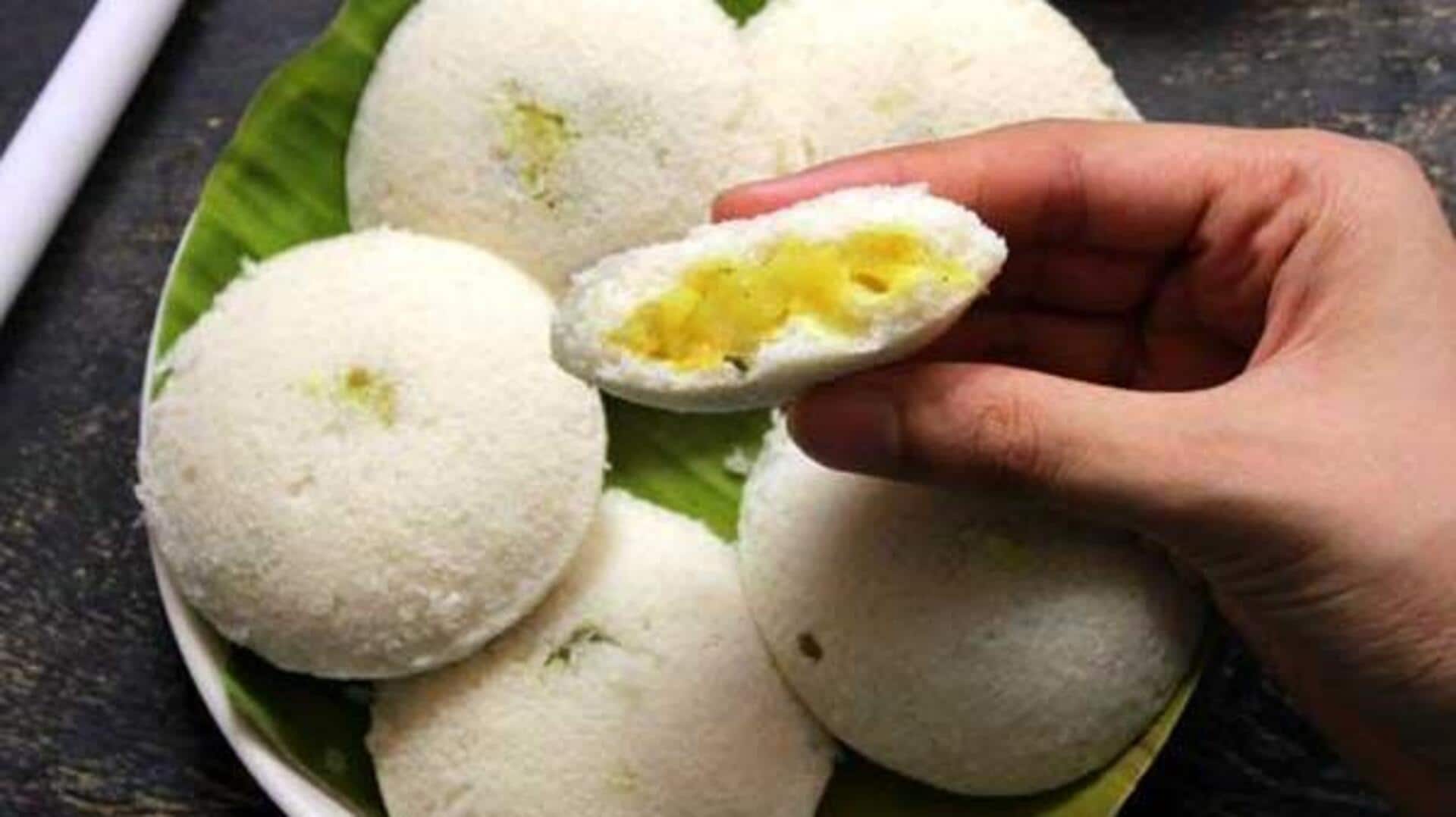 घर पर आसानी से बनाई जा सकती है स्टफ्ड इडली, जानिए रेसिपी घर पर आसानी से बनाई जा सकती है स्टफ्ड इडली, जानिए रेसिपी