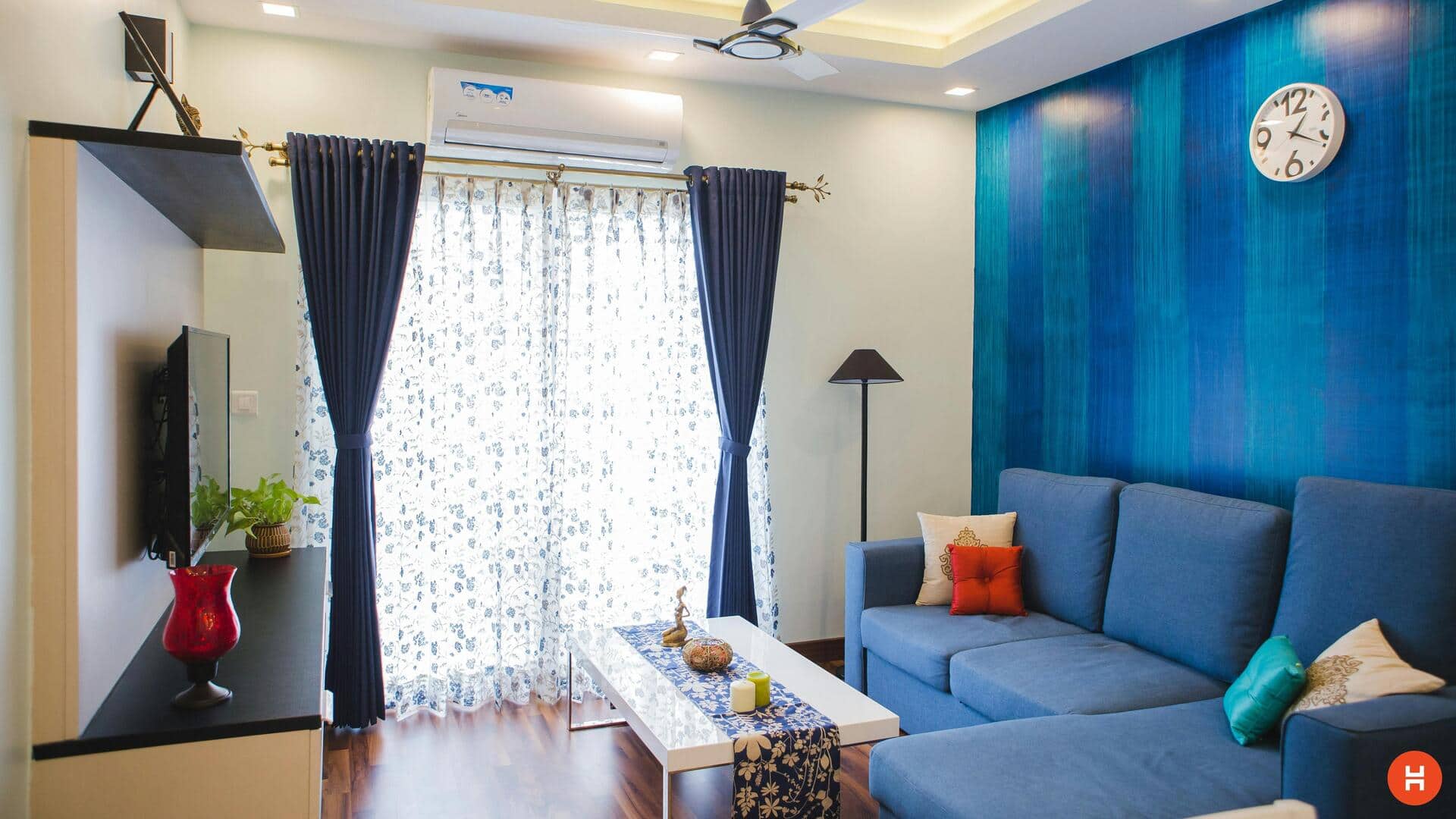 5,000 रुपये के अंदर अपने लिविंग रूम को दें नया लुक, अपनाएं ये 5 सुझाव