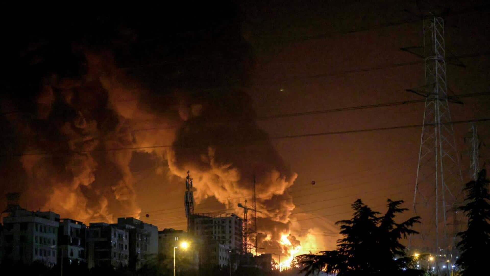इजरायली हमलों के बीच ईरान के फोर्डो परमाणु स्थल पर विस्फोट, भूकंप से कांपे लोग इजरायली हमलों के बीच ईरान के फोर्डो परमाणु स्थल पर विस्फोट, भूकंप से कांपे लोग