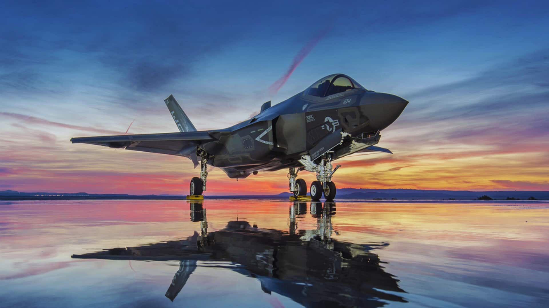 #NewsBytesExplainer: केरल में फंसे F-35 लड़ाकू विमान को टुकड़ों में कैसे ले जाया जाएगा ब्रिटेन? #NewsBytesExplainer: केरल में फंसे F-35 लड़ाकू विमान को टुकड़ों में कैसे ले जाया जाएगा ब्रिटेन?