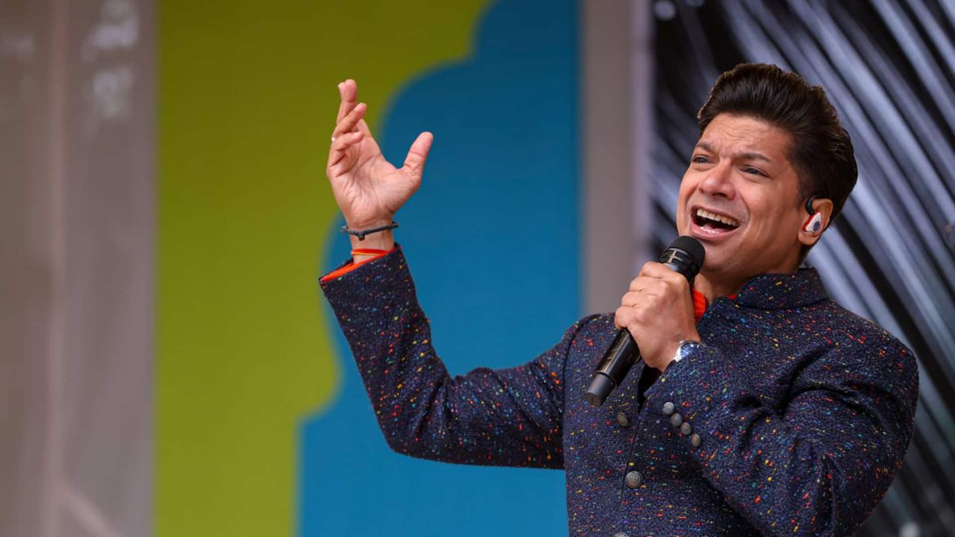 शान पिछले 6-7 साल से परेशान, बाेले- गाने रिकॉर्ड करने के बावजूद फिल्म रुक जाती है शान पिछले 6-7 साल से परेशान, बाेले- गाने रिकॉर्ड करने के बावजूद फिल्म रुक जाती है