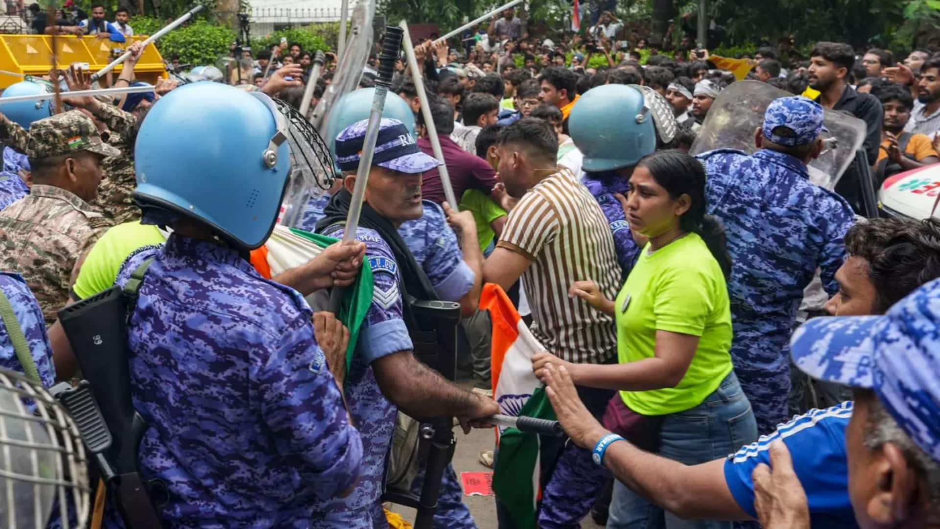 दिल्ली प्रदर्शन में पुलिस कार्रवाई पर सुप्रीम कोर्ट की नसीहत- सुरक्षाबलों को संयम बरतना चाहिए
