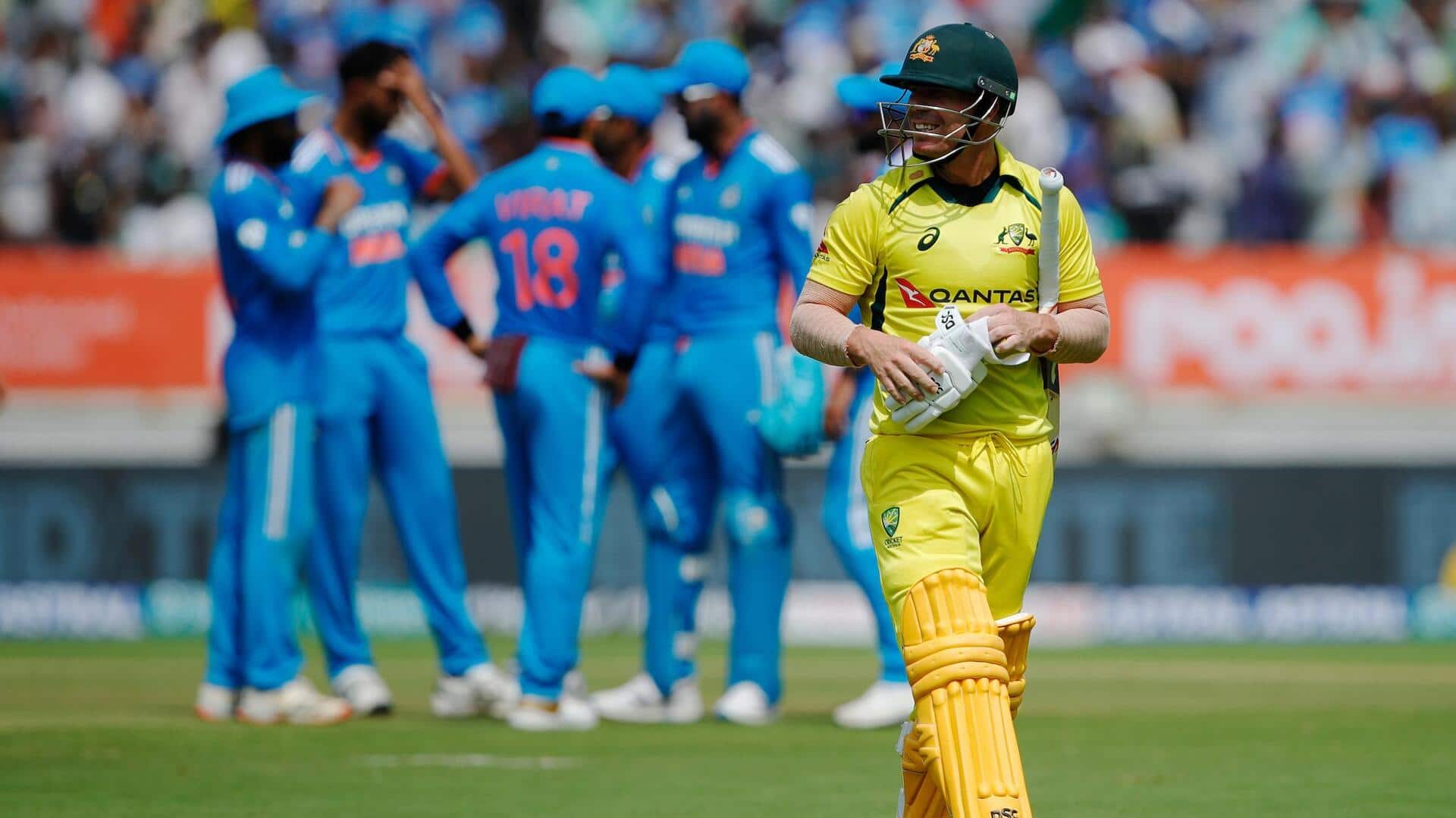 भारत बनाम ऑस्ट्रेलिया: आखिरी वनडे में अर्धशतक लगाते ही डेविड वार्नर ने की जयसूर्या की बराबरी