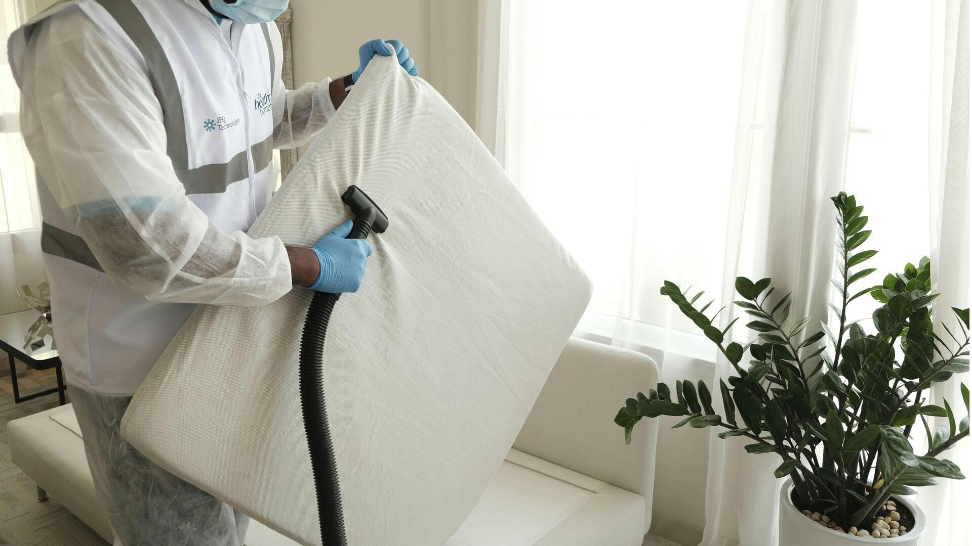 गद्दे को साफ करने के लिए अपनाएं ये 5 सरल और प्रभावी तरीके