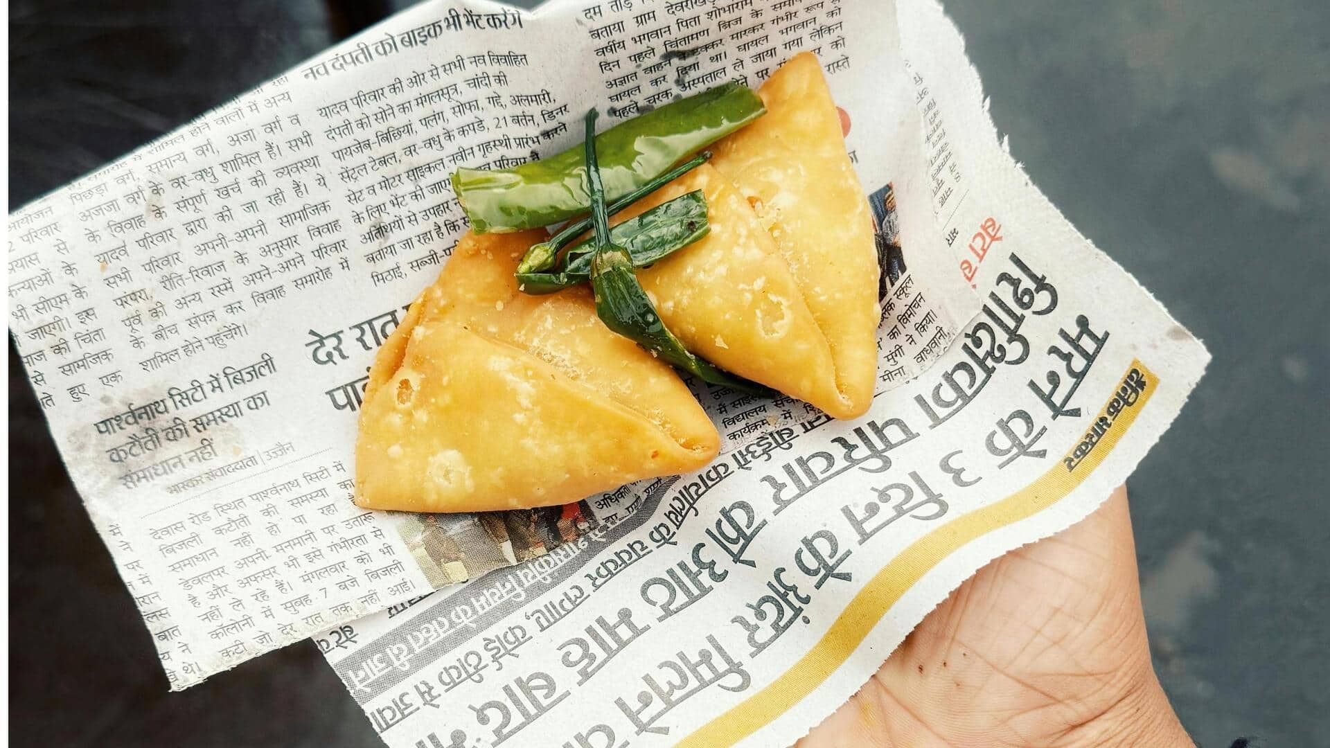 मानसून के दौरान स्ट्रीट फूड का मजा लेने से पहले इन 5 बातों का रखें ध्यान