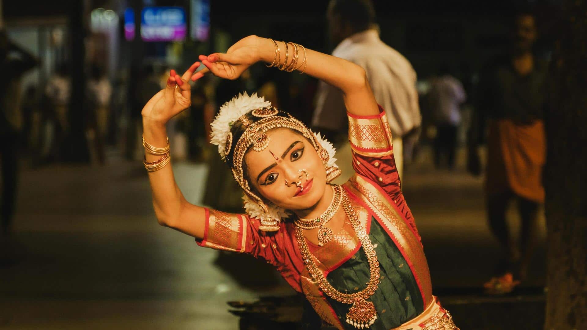 बच्चों को अपनी संस्कृति से जोड़ने के लिए अपनाएं ये 5 मजेदार तरीके