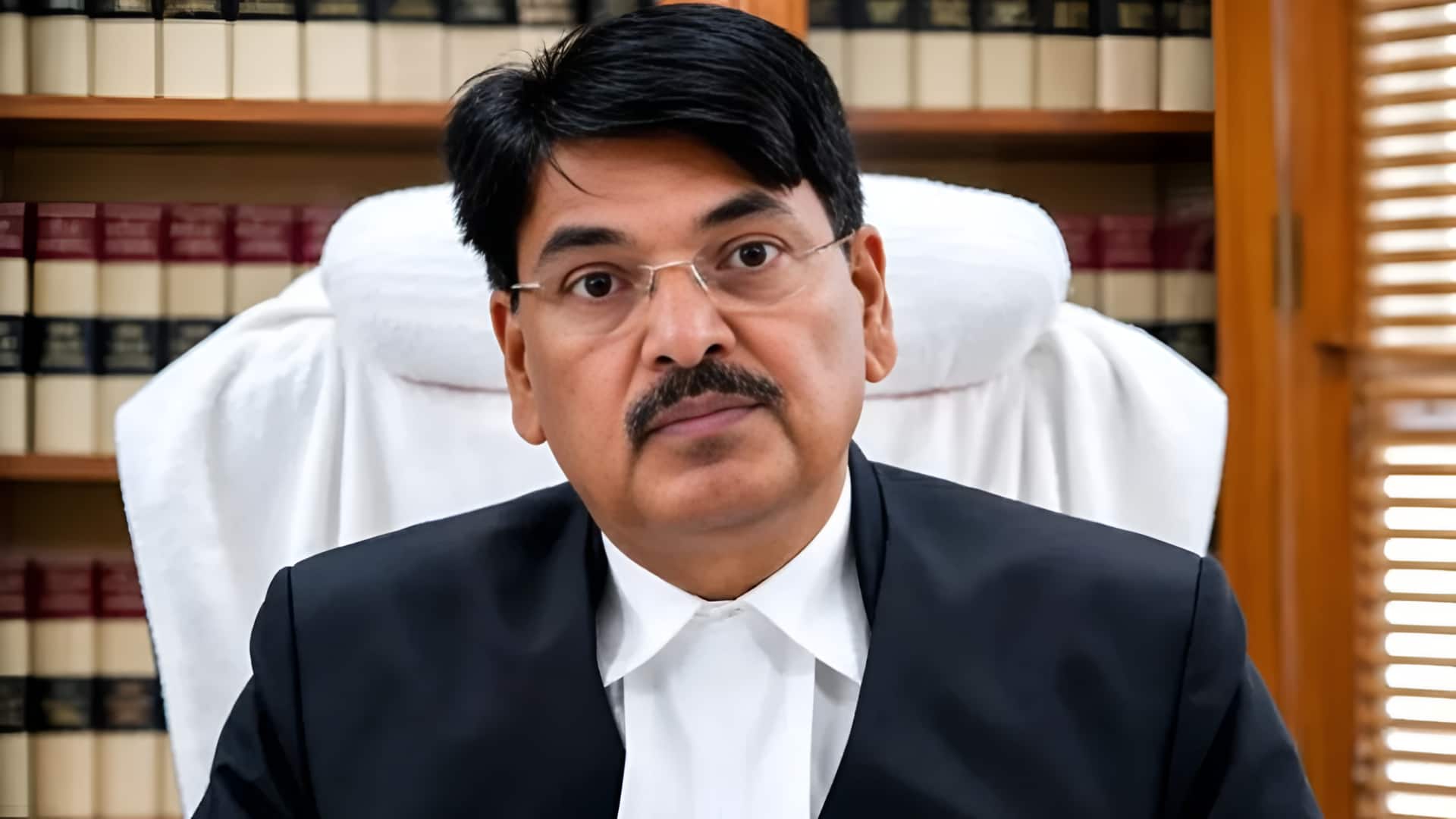 बार काउंसिल अध्यक्ष पर 150 करोड़ की हेरफेर के आरोप, नियुक्तियों पर भी उठे सवाल