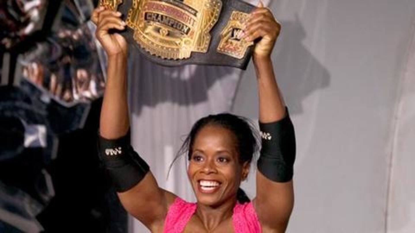 WWE: जानिए उन 5 महिला रेसलर्स के नाम जिन्होंने पुरुषों के रेसलिंग टाइटल जीते हैं
