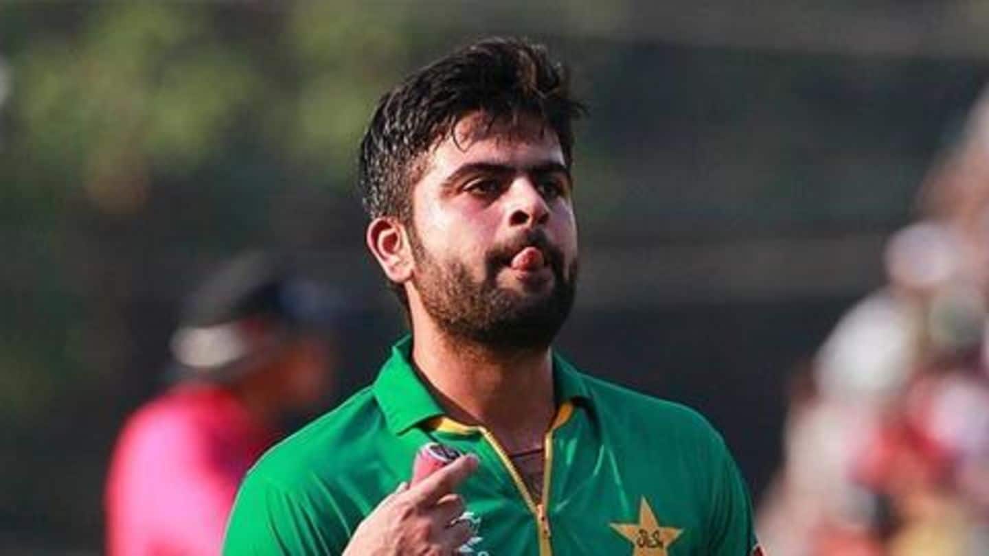 गेंद से छेड़छाड़ में फंसे पाकिस्तानी बल्लेबाज अहमद शहजाद, लग सकता है जुर्माना