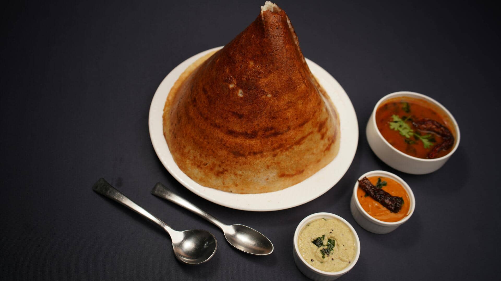 सप्ताहांत पर नाश्ते में बनाएं ये 5 खास व्यंजन, आसान हैं रेसिपी