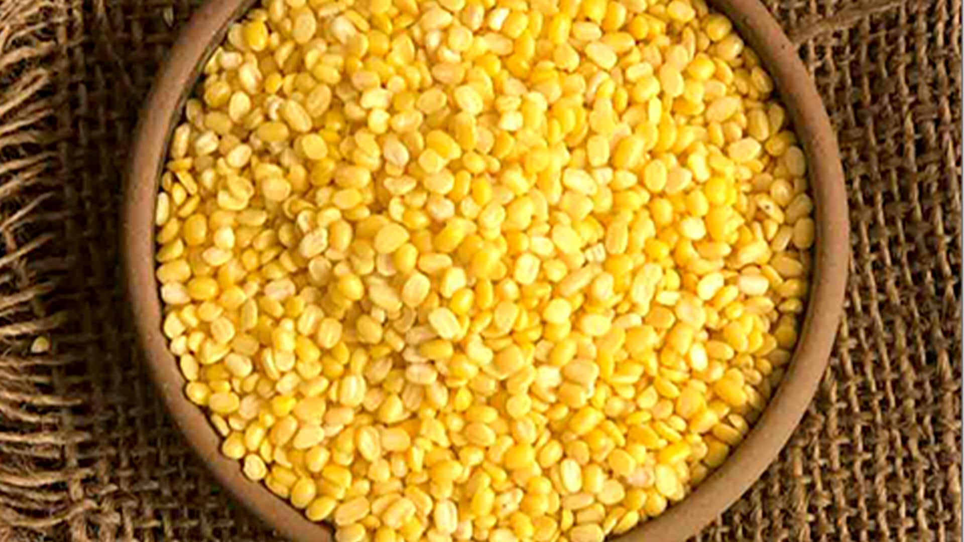 सेहत के लिए बहुत फायदेमंद है मूंग दाल, जानिए इसके 5 लाभ