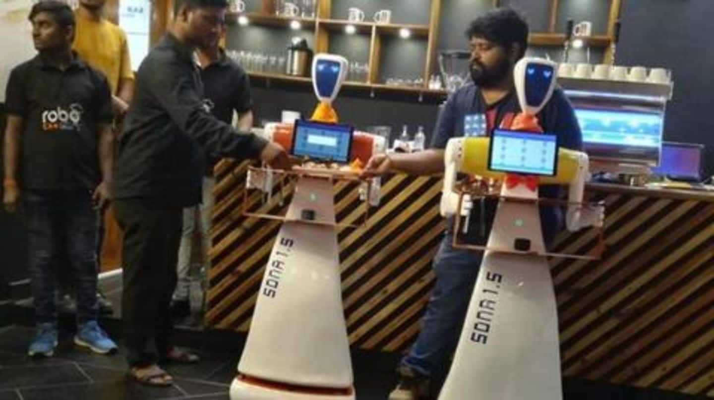 पूर्वी भारत के इस रेस्टोरेंट में भारत में बने रोबोट परोसते हैं खाना, देखें वीडियो