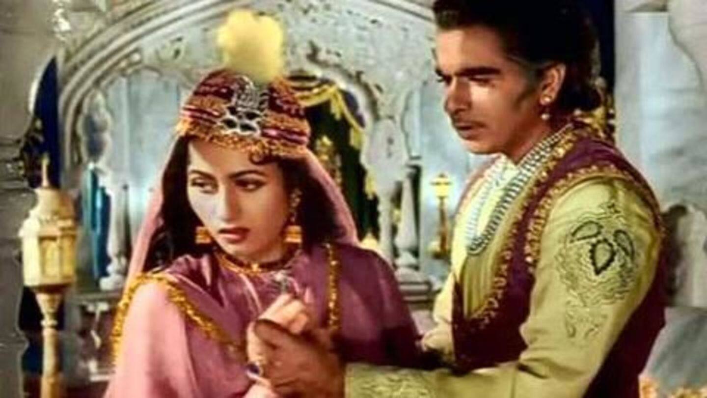 बॉलीवुड की इन चार पुरानी रोमांटिक फिल्मों को देखकर भर आएँगी आपकी आँखें