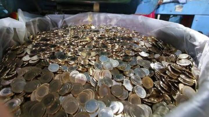 यहाँ स्थित है देश की सबसे बड़ी टकसाल, हर साल बनते हैं 500 करोड़ के सिक्के