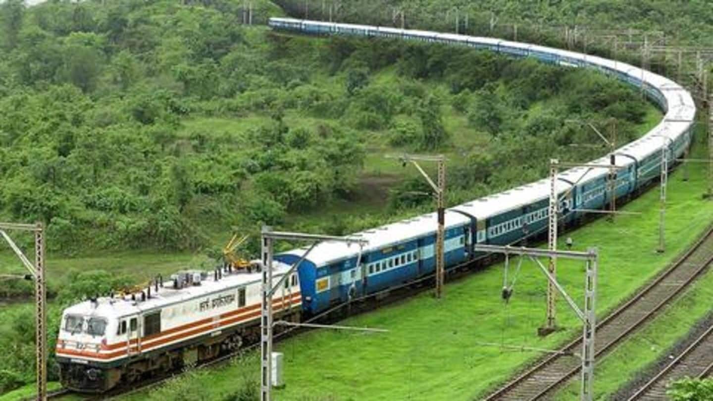 भारतीय रेलवे: कैसे बुक कर सकते हैं पूरी ट्रेन या ट्रेन की कोच? जानें