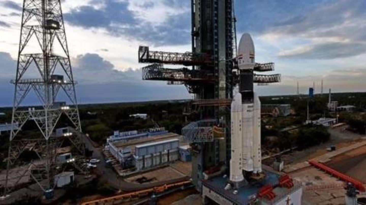 तकनीकी खामी को दूर किया गया, सोमवार तक चंद्रयान-2 को लॉन्च कर सकता है ISRO