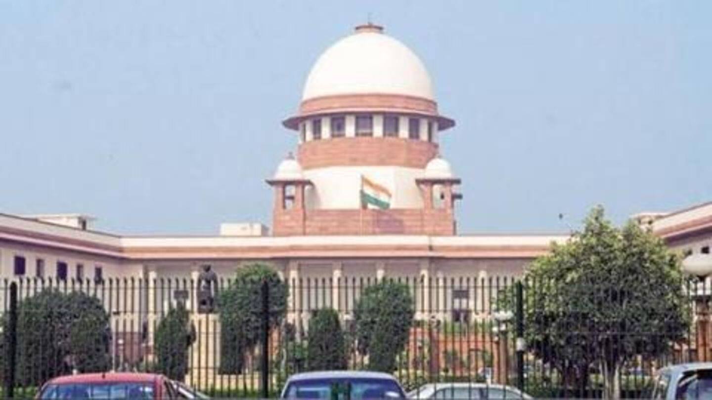सुप्रीम कोर्ट ने दिया था पाबंदियों की समीक्षा का आदेश सुप्रीम कोर्ट ने दिया था पाबंदियों की समीक्षा का आदेश