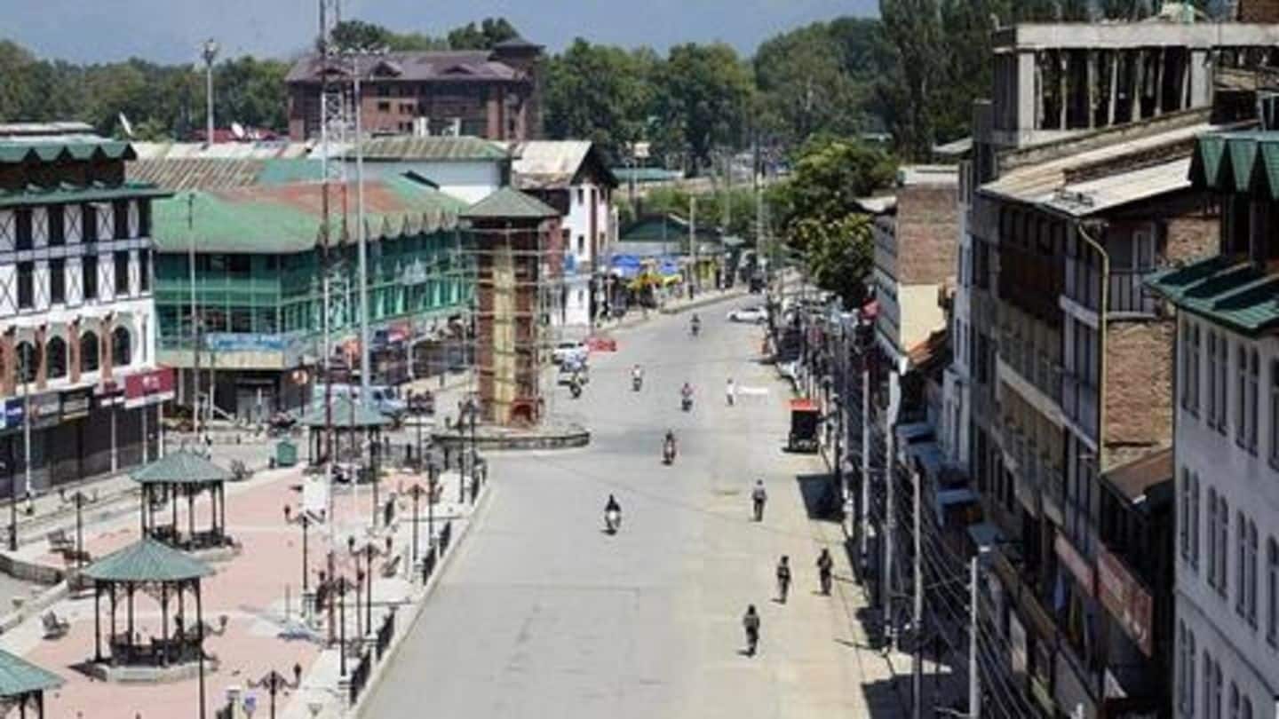 जम्मू-कश्मीर मुद्दाः सुप्रीम कोर्ट में याचिकाओं पर सुनवाई, विशेष पैकेज का ऐलान कर सकती है सरकार