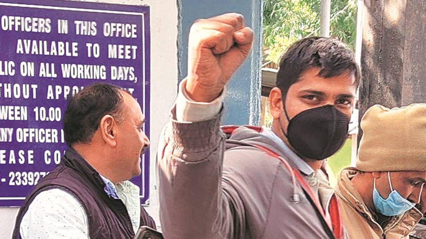 क्या है सिंघु बॉर्डर से हिरासत में लिए गए पत्रकार मनदीप पूनिया का पूरा मामला?