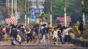 दिल्ली: जाफराबाद और मौजपुर से हटे प्रदर्शनकारी, हाई कोर्ट जजों ने आधी रात में की सुनवाई