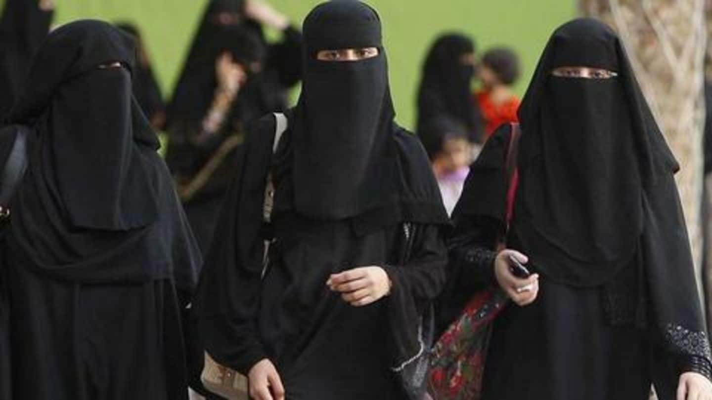 सऊदी अरबः महिलाओं पर नजर रखने वाली ऐप के कारण आलोचनाएं झेल रही गूगल और ऐप्पल