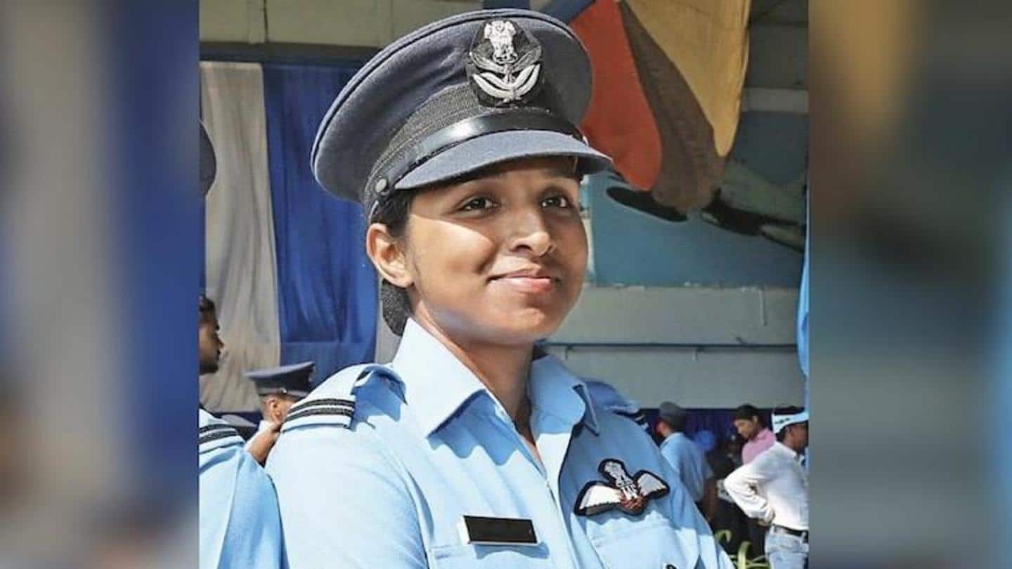 भारतीय वायुसेना में राफेल विमान उड़ाने वाली पहली महिला पायलट बनेंगी फ्लाइट लेफ्टिनेंट शिवांगी सिंह