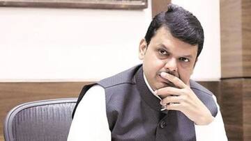 फड़णवीस को कोर्ट ने भेजा समन, चुनावी हलफनामे में आपराधिक मामलों की जानकारी छिपाने का आरोप
