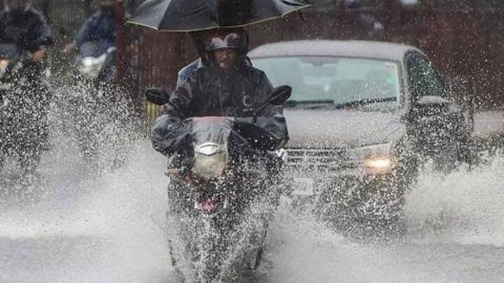 केरल: भारी बारिश के चलते कई इलाकों में भरा पानी, 12 जिलों में ऑरेंज अलर्ट जारी