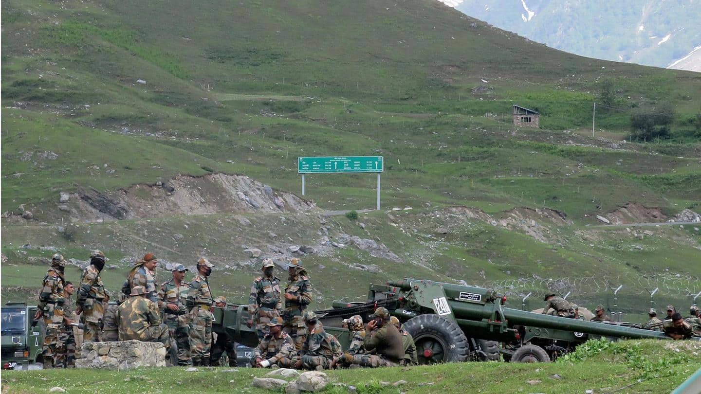 सीमा पर एक-दूसरे की मारक क्षमता के भीतर तैनात भारत और चीन के टैंक, स्थिति तनावपूर्ण