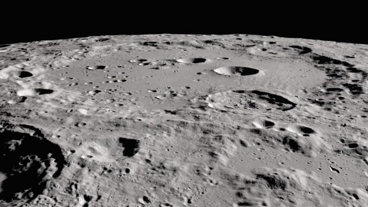 NASA ने चांद की सतह पर खोजा पानी, इंसानी अभियानों में मिलेगी मदद