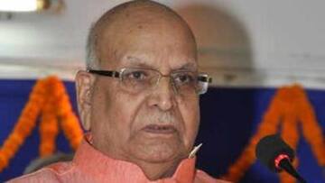 कुंभ मेले में लगी आग से बाल-बाल बचे बिहार के राज्यपाल, टेंट जलकर हुआ खाक
